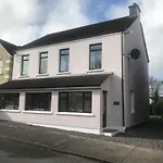 Geraldine House * Knights Town